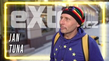 Jan Tuna terčem nenávisti. Kvůli Zrádcům je všem pro smích, on hází vinu na tvůrce